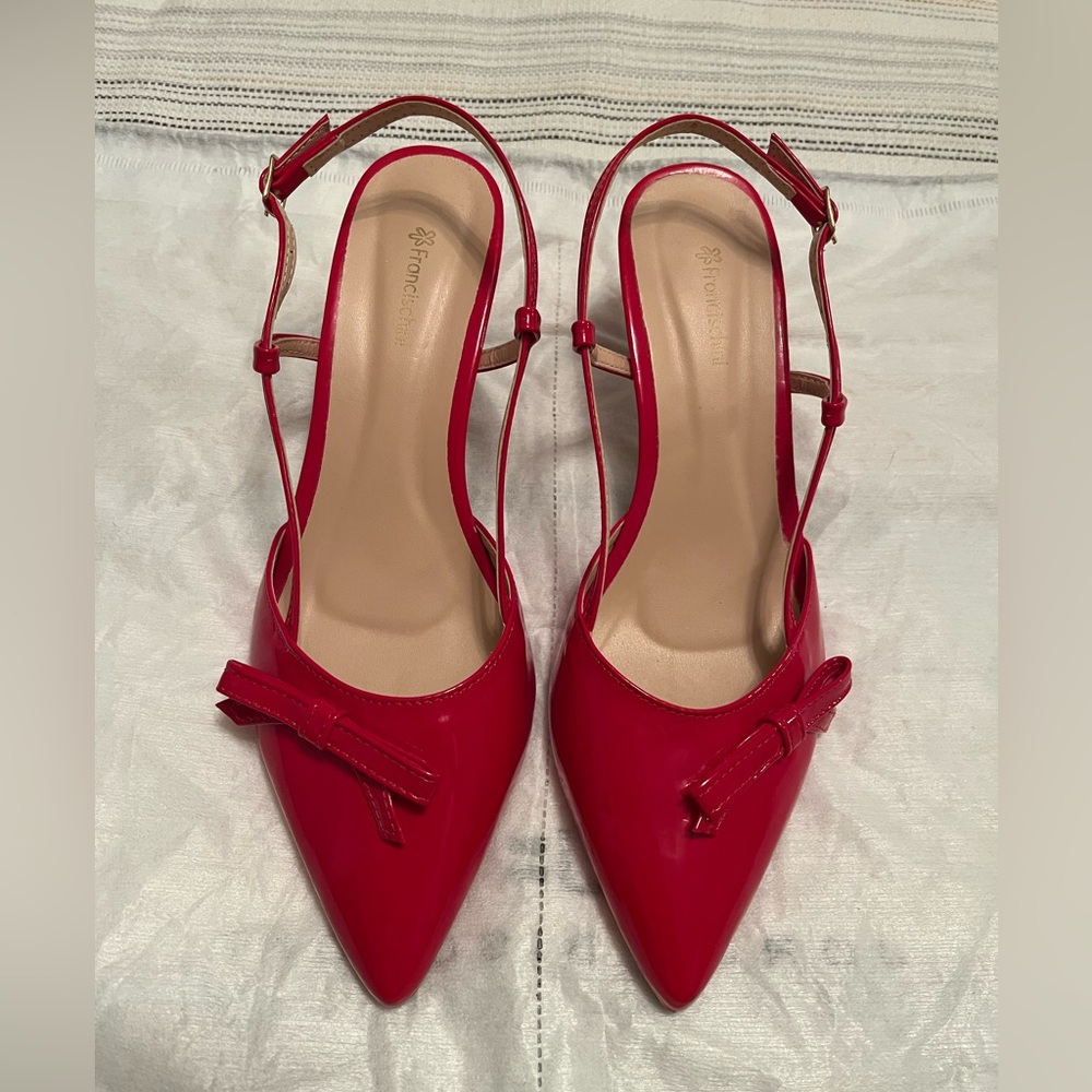 Elegant Red Slingback Heels with Bow